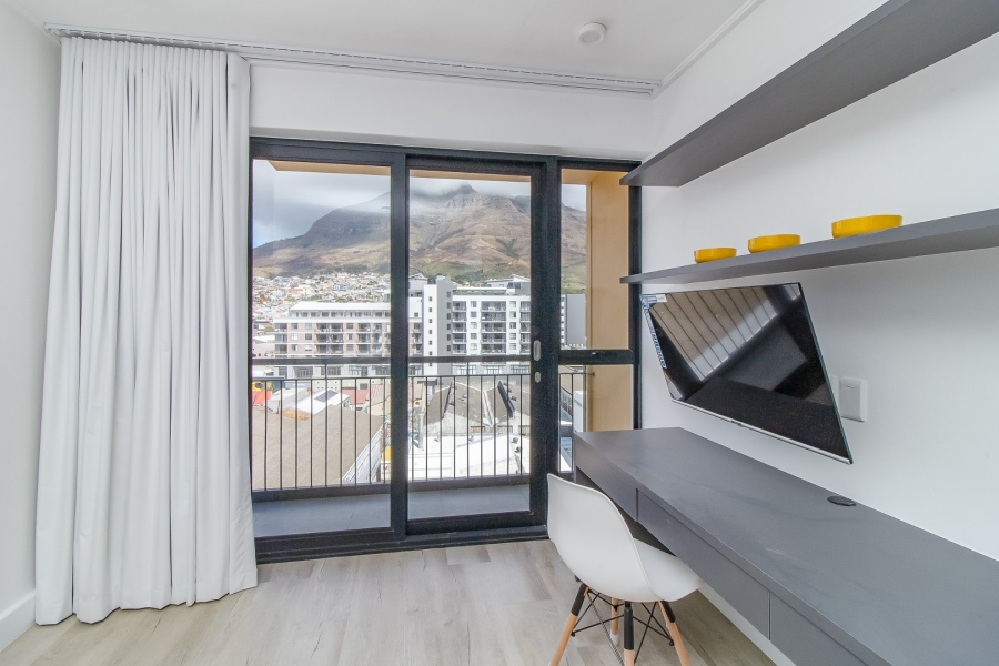 2 Bedroom Property for Sale in Woodstock Western Cape